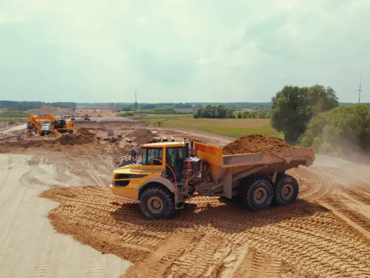 DICT, camion sur un chantier